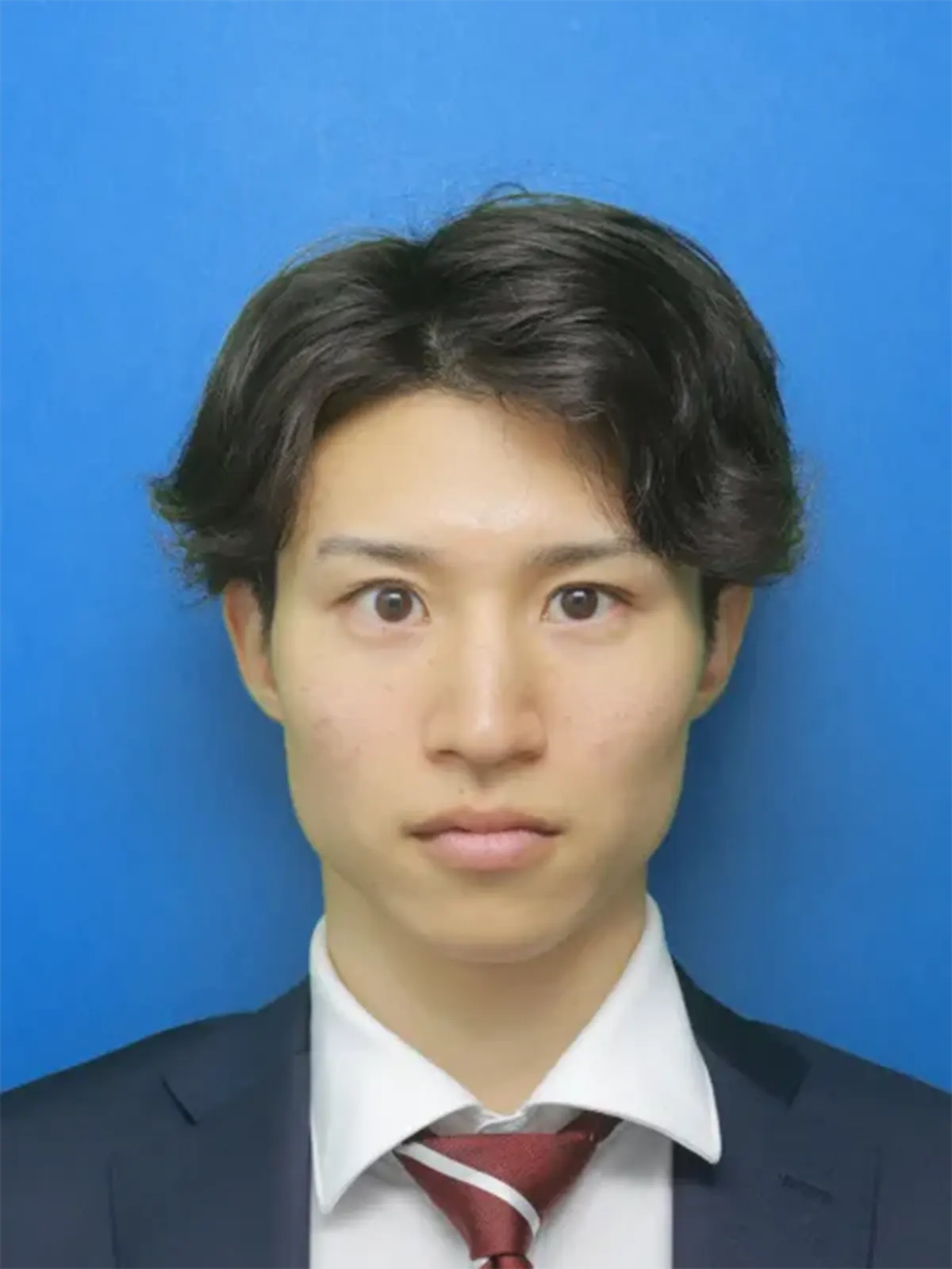 転職証明写真ビフォー