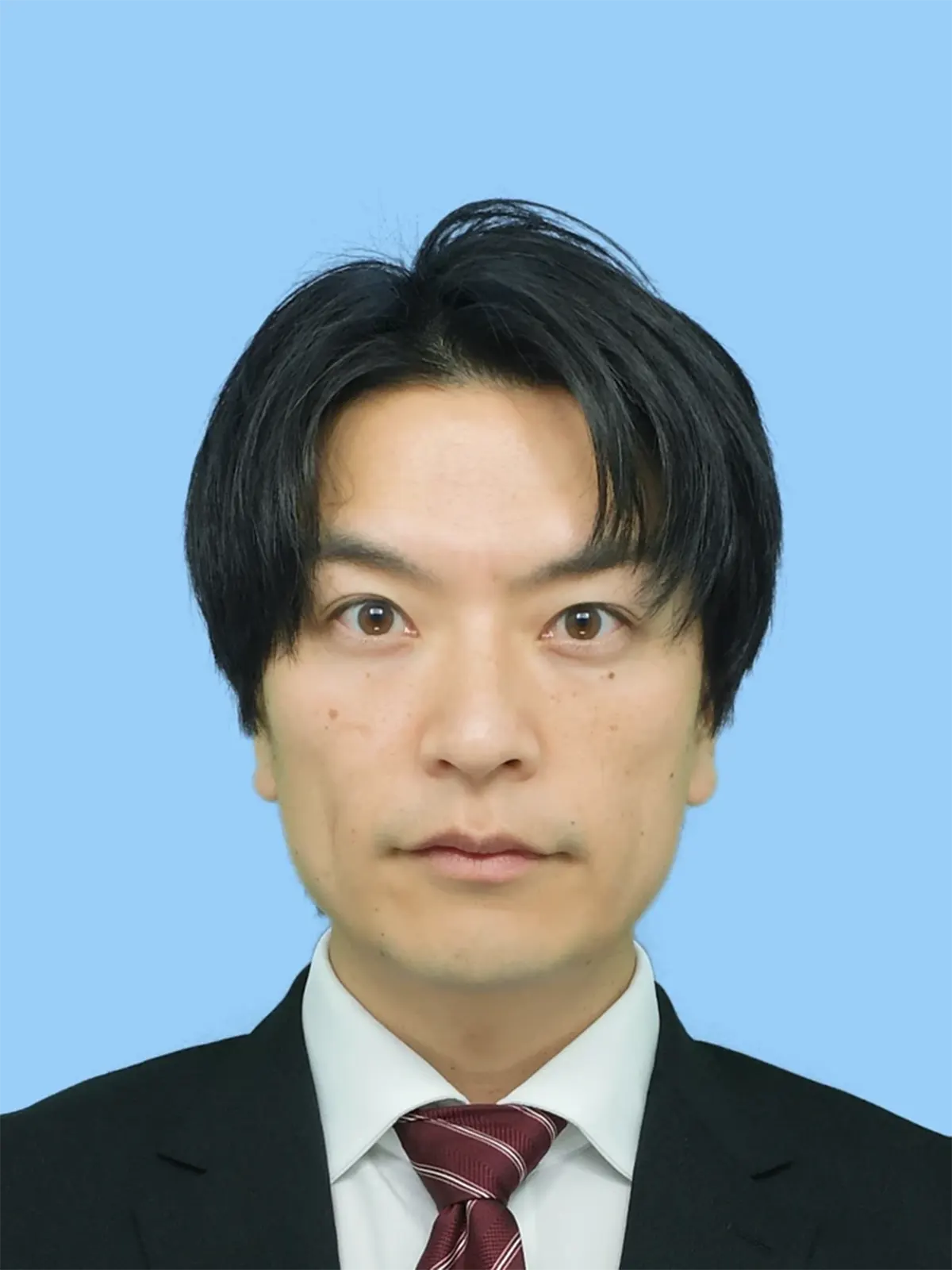 転職証明写真ビフォー