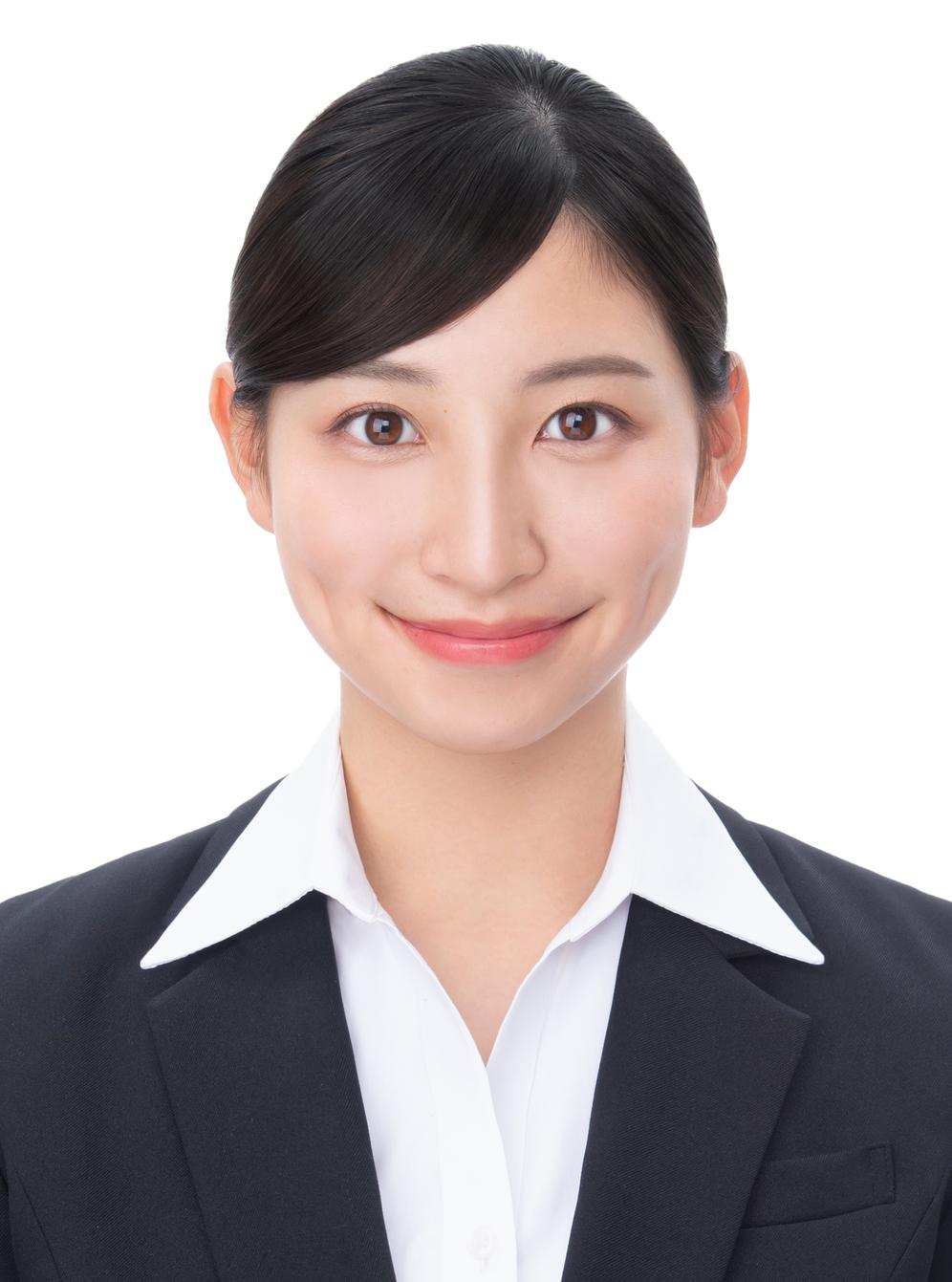 プロがヘアメイク・撮影・編集・加工した女子の就活証明写真