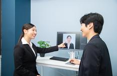就活証明写真を修正する写真