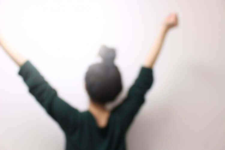 女子の就活写真にはお団子ヘアが向いている?セット方法や注意点をプロが解説