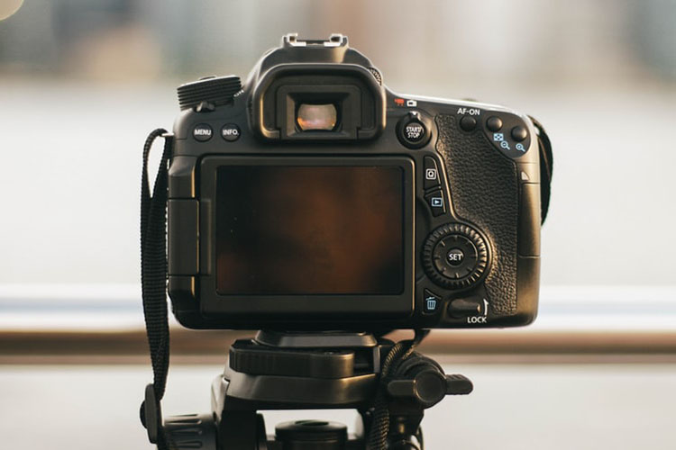 就活証明写真を撮影する時の撮り方の注意点や身だしなみを解説4