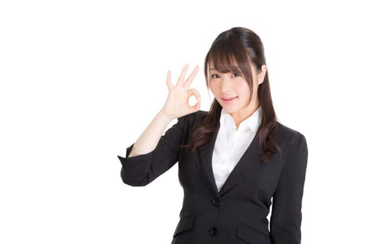【プロ直伝！】 就活メイクのポンポンチークの使い方とおすすめポンポンチークを解説3