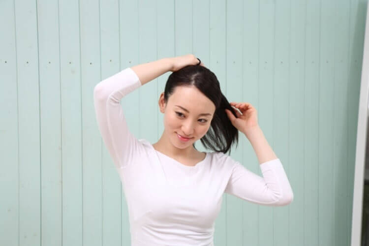 就活の写真は前髪をあげる髪型でもOK?好印象に見せる方法をプロが解説6