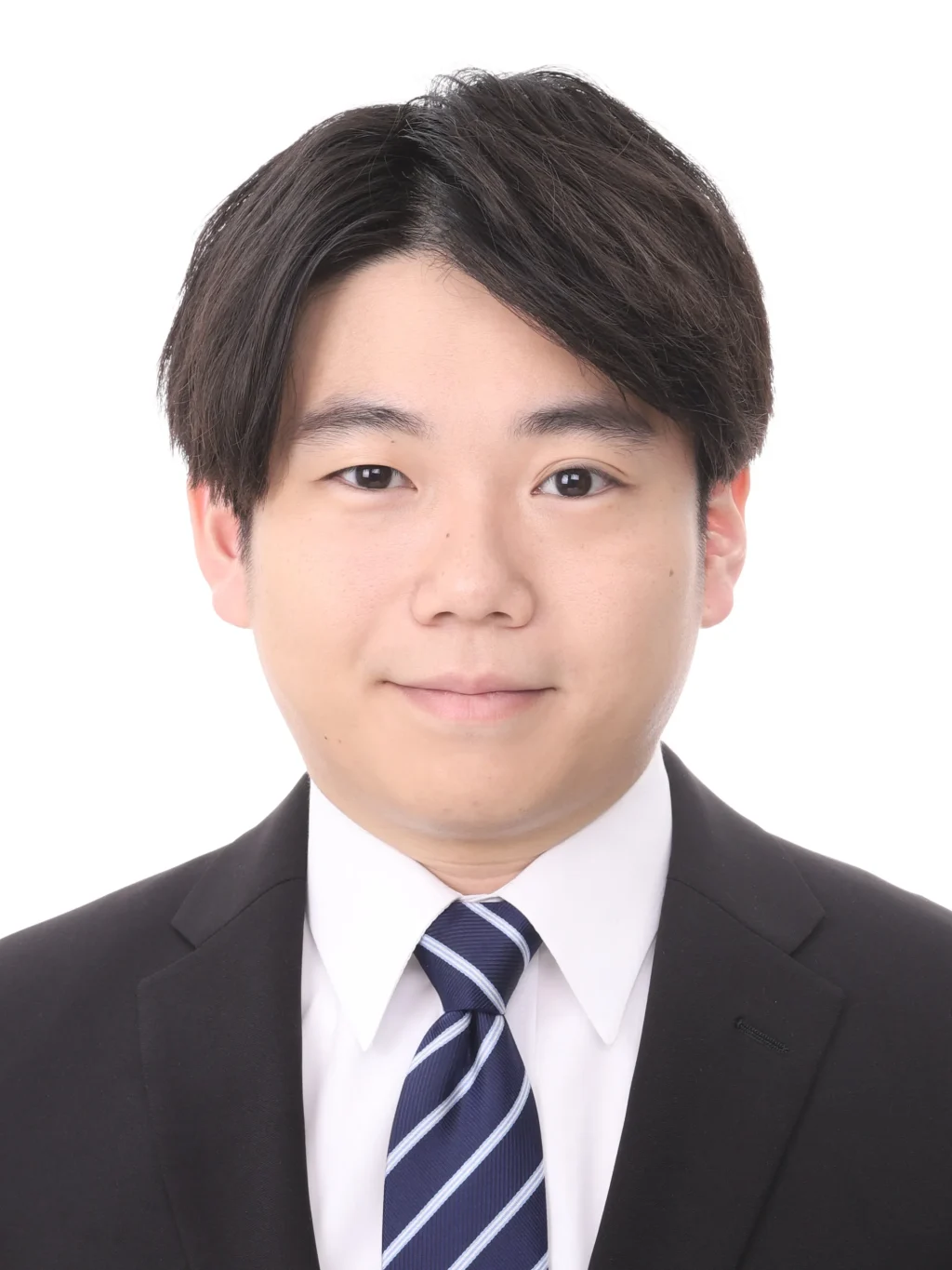 女子就活生の証明写真のビフォー