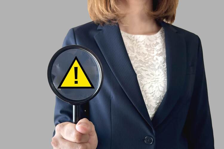 女子必見!就活証明写真に適した「髪型」とは?セットの注意点も解説2