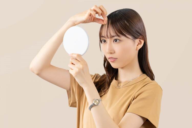 女子必見!就活証明写真に適した「髪型」とは?セットの注意点も解説3