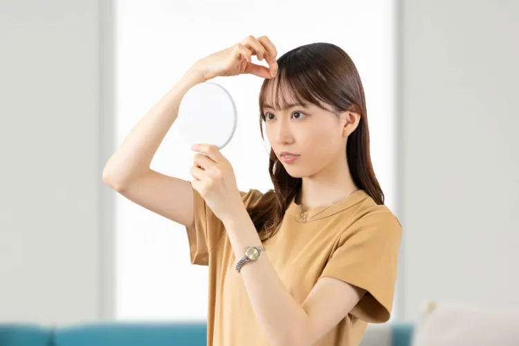 就活の証明写真は「ハーフアップ」でもいいの?セットのコツも解説!6