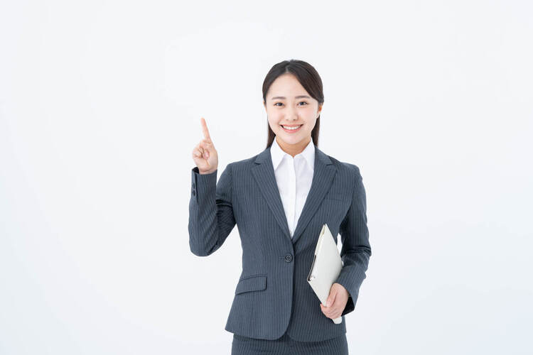 女性編インターン用写真に適した髪型特集!髪色や前髪の条件も解説3
