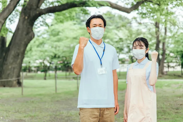 「介護業界」へ転職したい！好印象を与える証明写真の撮り方を紹介1