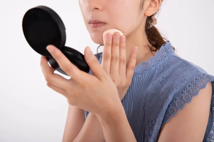 転職の「証明写真メイク」はどこまでセーフ?パーツ別の化粧のコツも3
